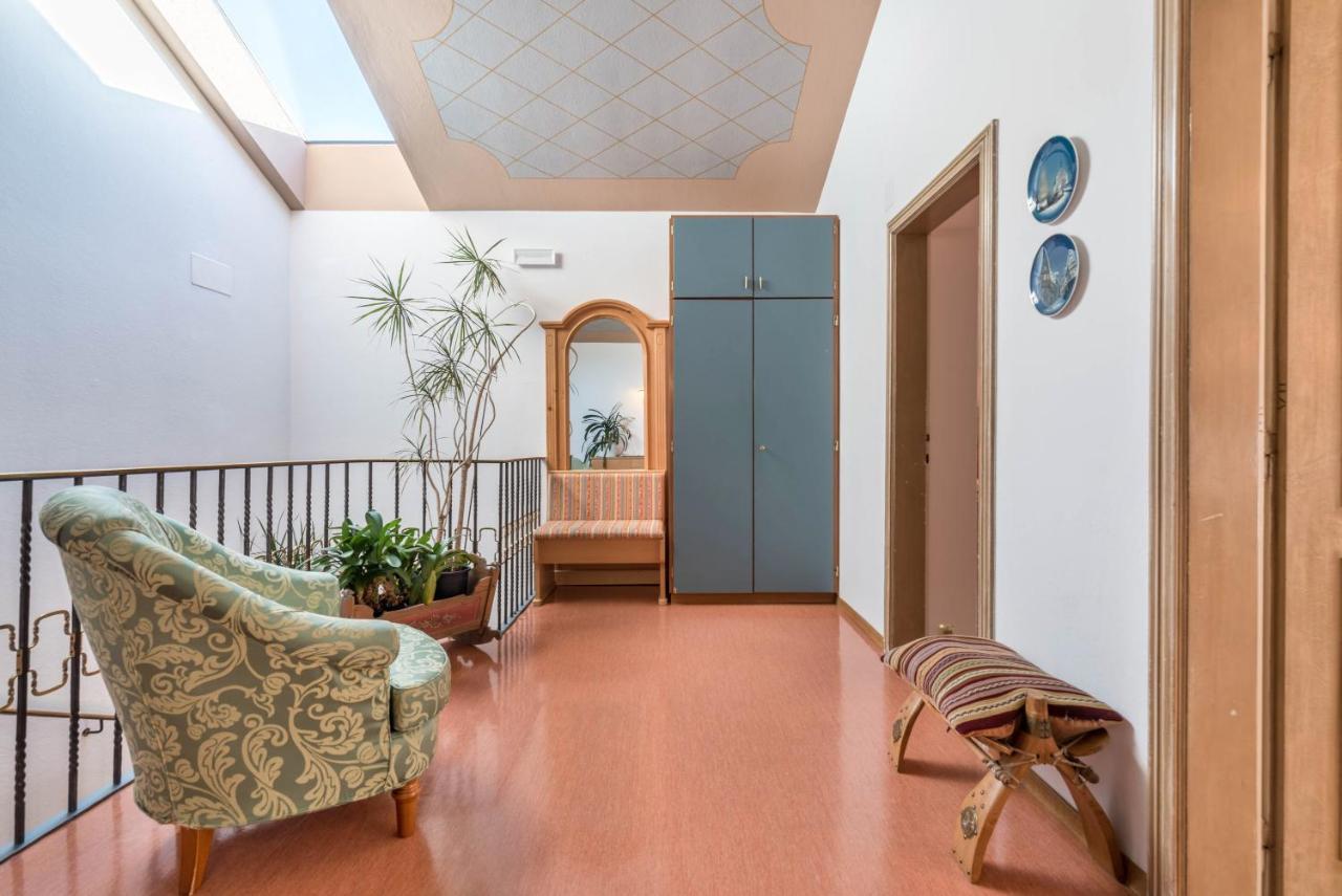 Villa Soldanella Ortisei Exteriör bild